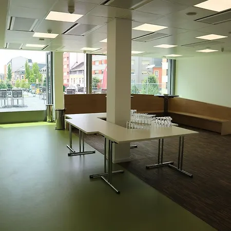 אכסניה Youth Esch/alzette אש-סור-אלזט